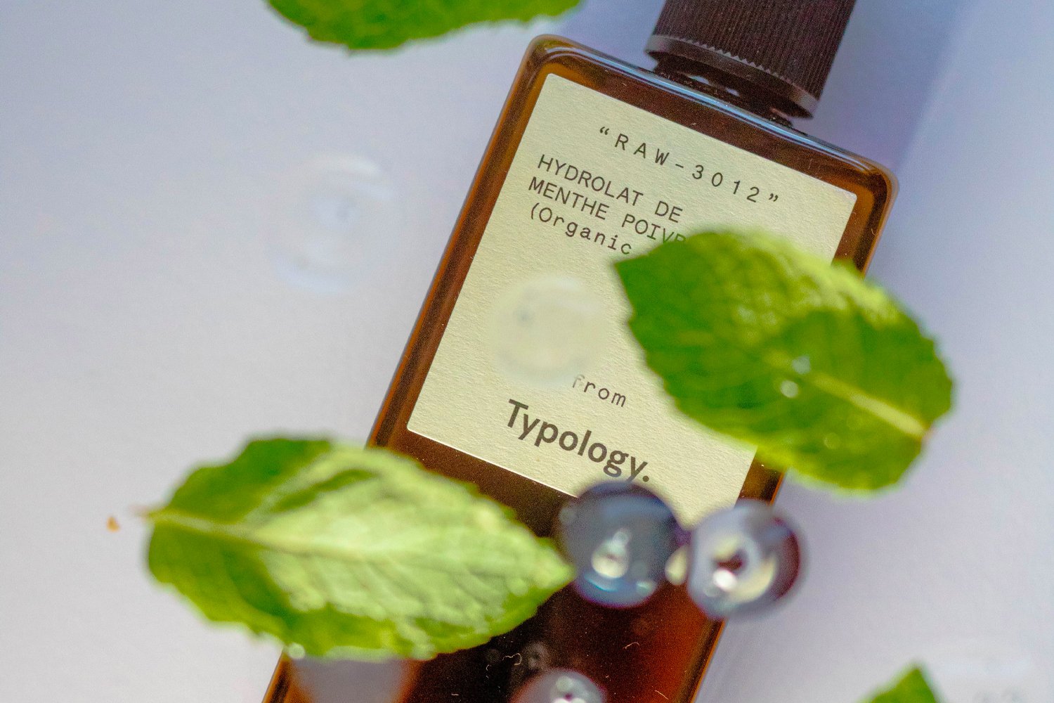 Soins Hybrides: Zoom sur Typology, la marque de cosmétique tendance 2022 1 Soins Hybrides : zoom sur la marque de cosmétique tendance du moment