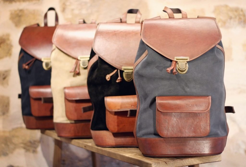 Comment Porter Son Sac à Dos Cuir Homme Vintage