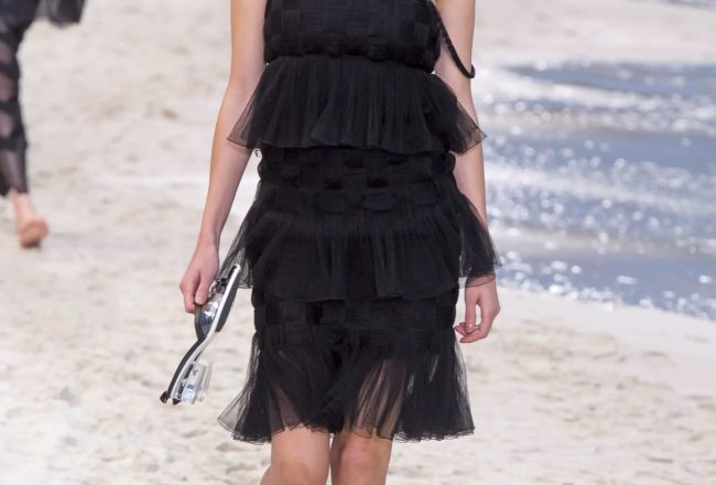 Chanel Nos conseils pour choisir une robe intemporelle Modalova scaled