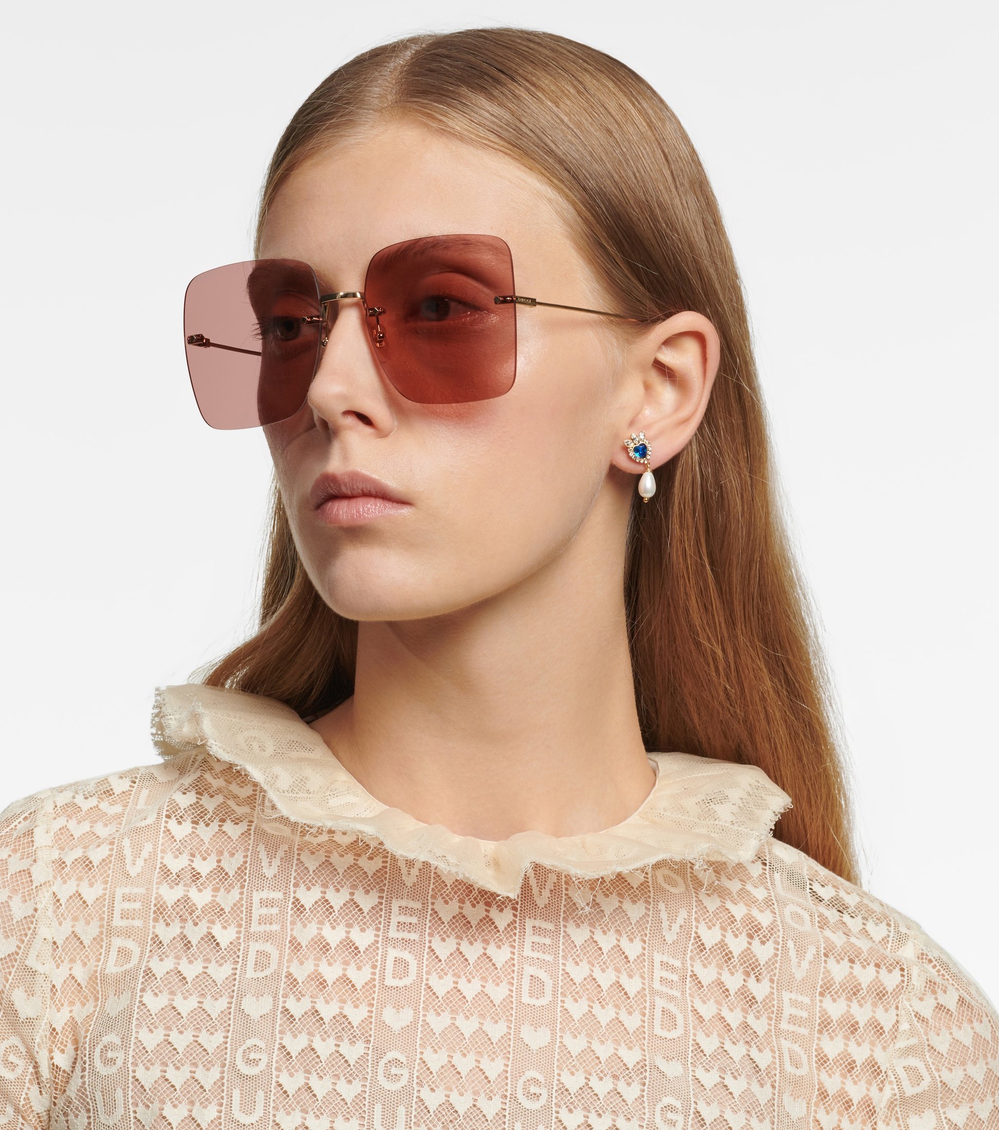 lunettes soleil carrees oversize roses gucci