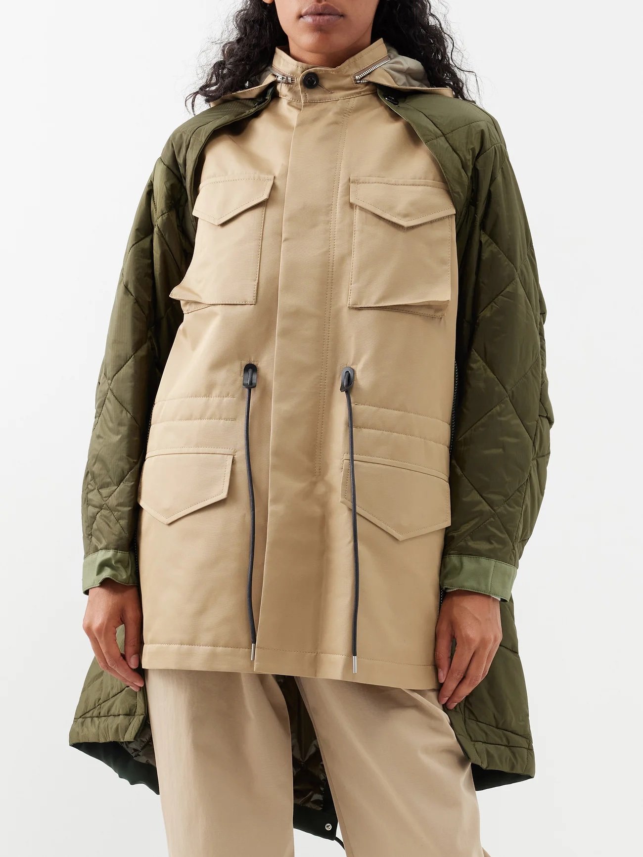 3 raisons d'investir dans un vêtement évolutif 1 Parka avec manches amovibles Sacay