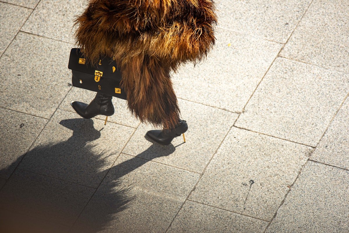 schiaparelli rvle son sac secret audace et lgance rvles modalova